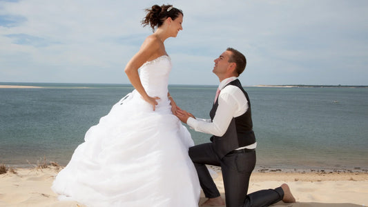 Une vieille photo de mariage peut-elle être transformée en portrait illustré moderne ?